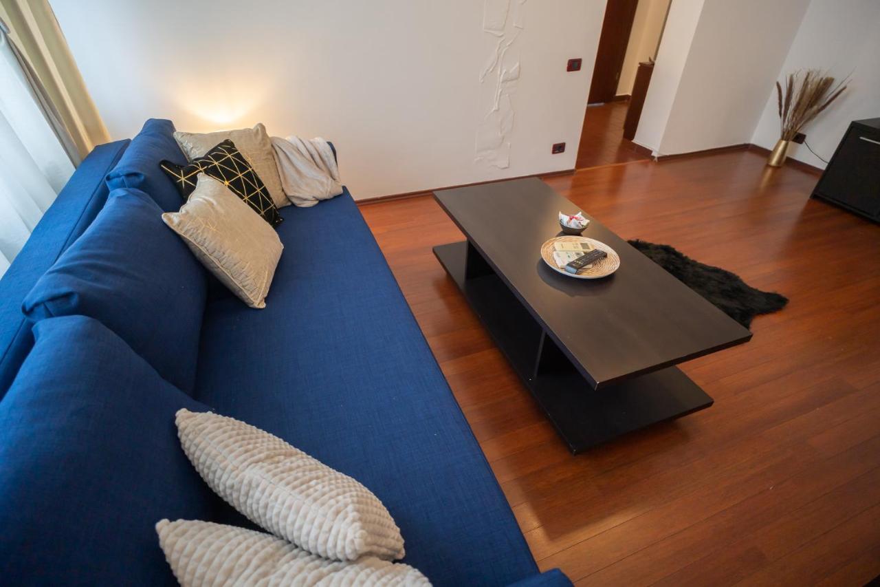 Spacious 2Br Dristor Apartment 布加勒斯特 外观 照片