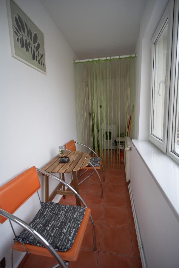 Spacious 2Br Dristor Apartment 布加勒斯特 外观 照片