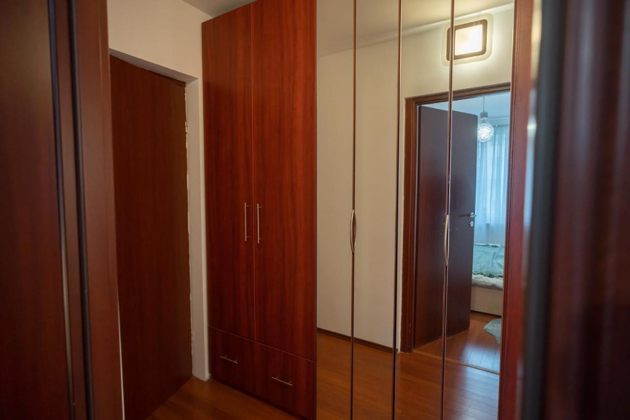 Spacious 2Br Dristor Apartment 布加勒斯特 外观 照片