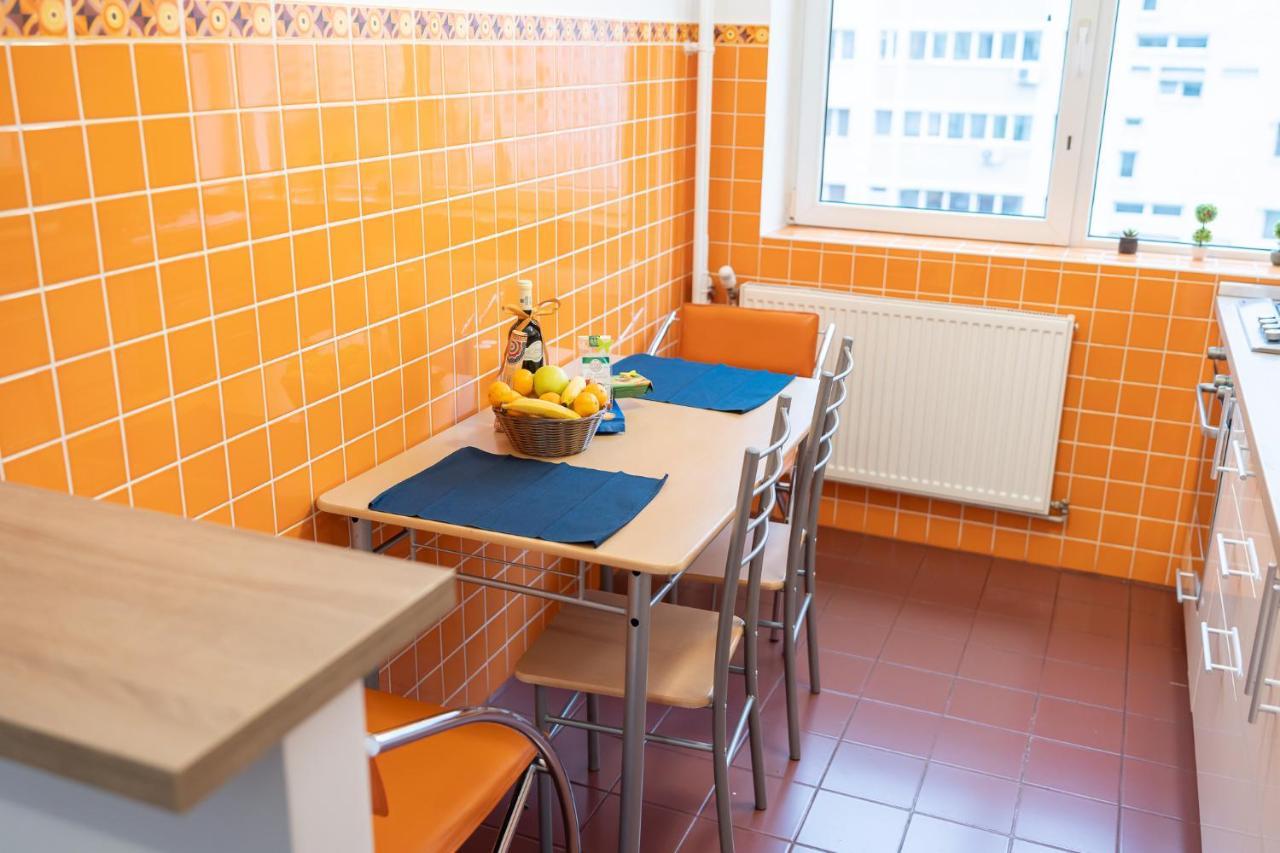 Spacious 2Br Dristor Apartment 布加勒斯特 外观 照片